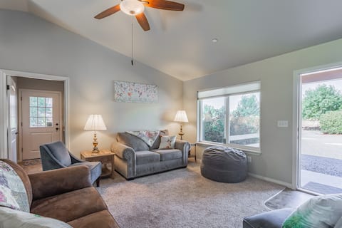 Top Airbnb: Hummingbird Cottage, near Kings Canyon Nat'l Park in Squaw Valley
