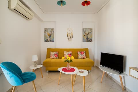 Top Airbnb: Penthouse floor apartment panoramic Acropolis view in ΝΕΟΣ ΚΟΣΜΟΣ