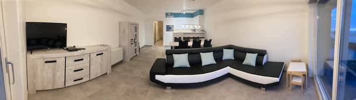 #Appartement Spacieux Au Rdc Sur La Digue - La Panne