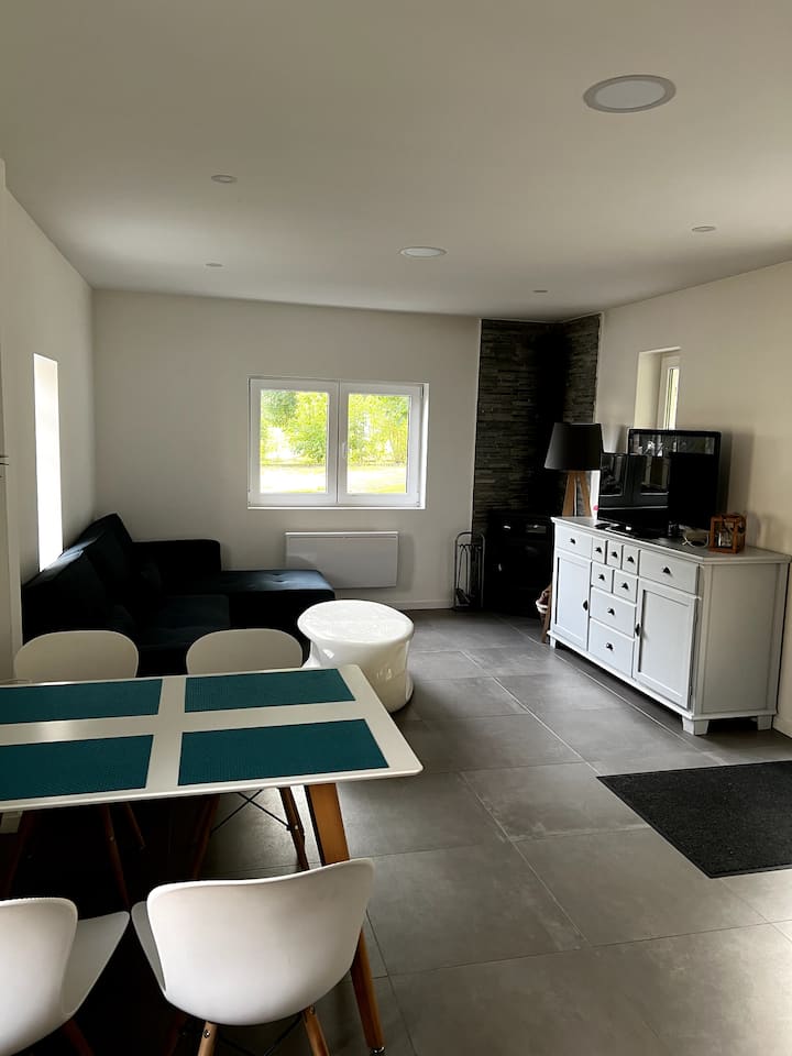 Petite Maison De Campagne Agréable, Refaite à Neuf - Normandie