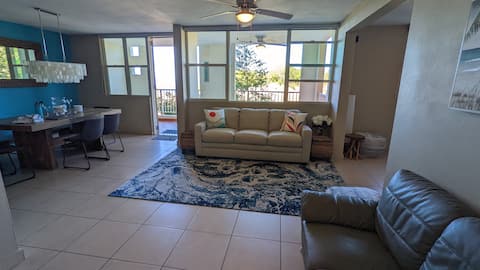 Successful Airbnb property: Gated 2/3br, 2ba Condo w AC, Pool, Close to Crash! in Aguadilla