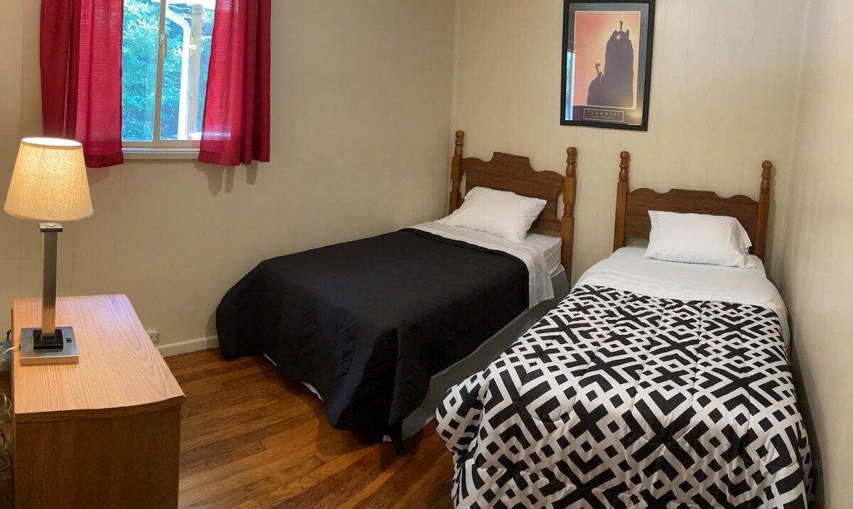 ห้องนอน 3: เตียงแฝด 2 หลัง