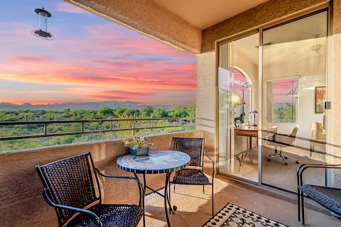Luxury 3BD/2BA Oasis w Pool, Low Summer Rates!