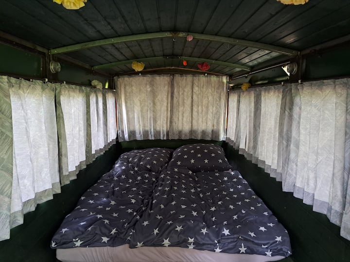 Ასე რომ, ისინი დაურღვეველია, შეგიძლიათ დახუროთ ფარდები. 