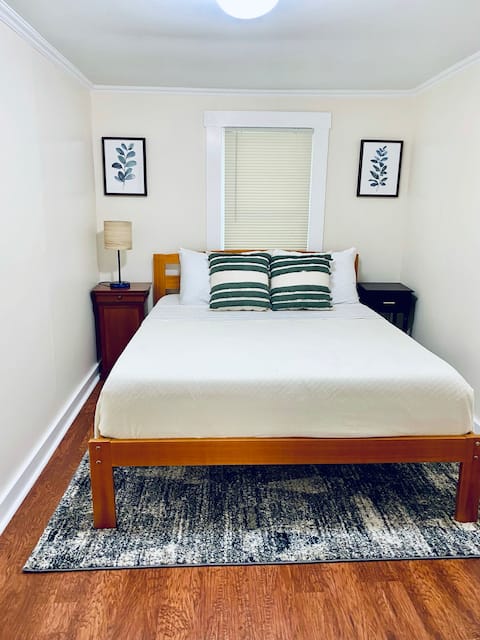 Cozy home close to Killington! W/D & Full Kitchen