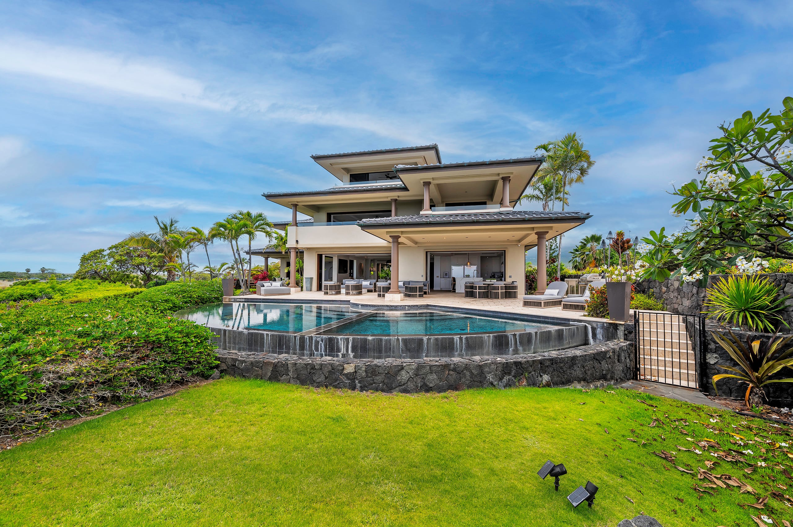 Home in Kailua-Kona · ★5.0 · 5 bedrooms · 5 beds · 7 baths - Image 26