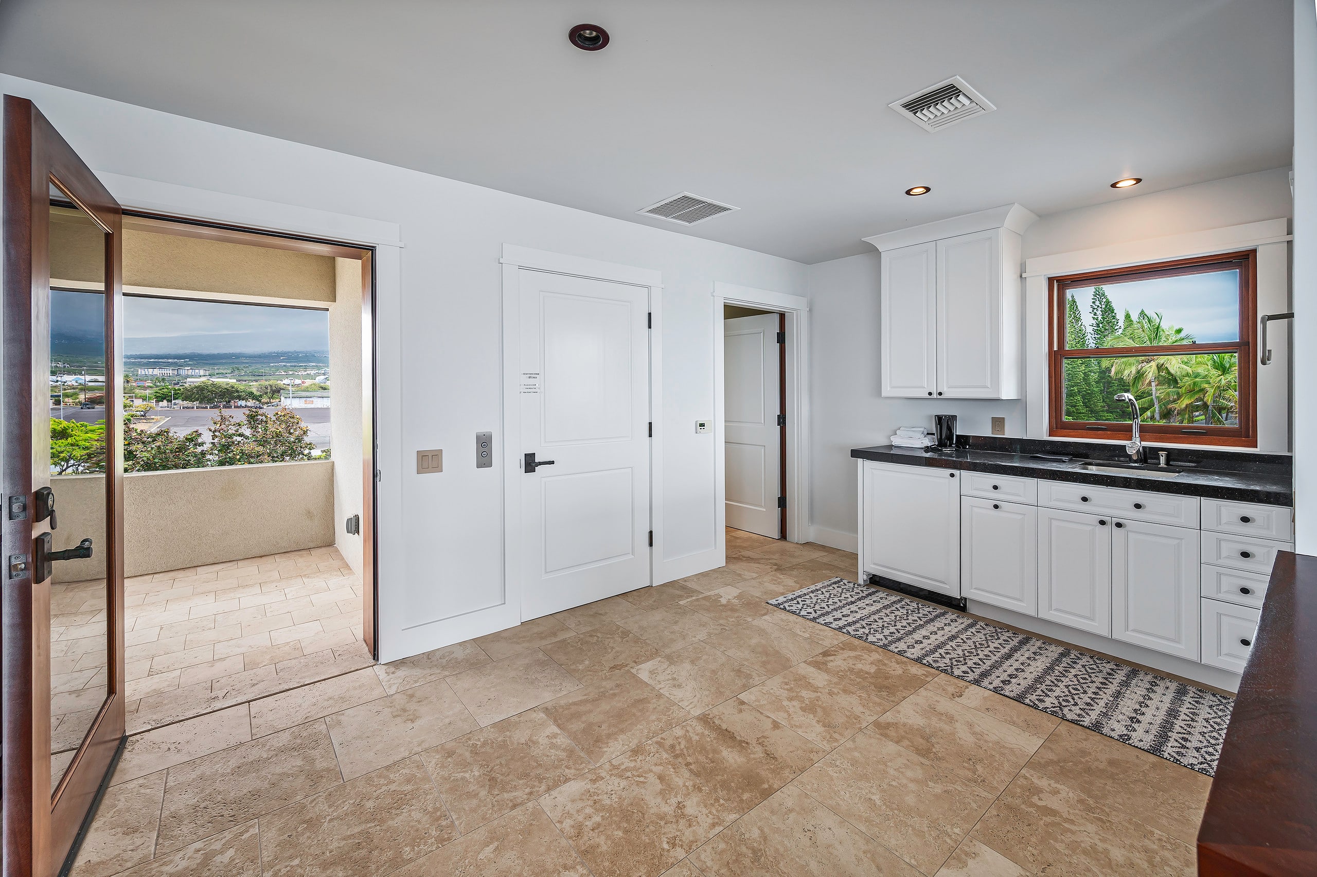 Home in Kailua-Kona · ★5.0 · 5 bedrooms · 5 beds · 7 baths - Image 5