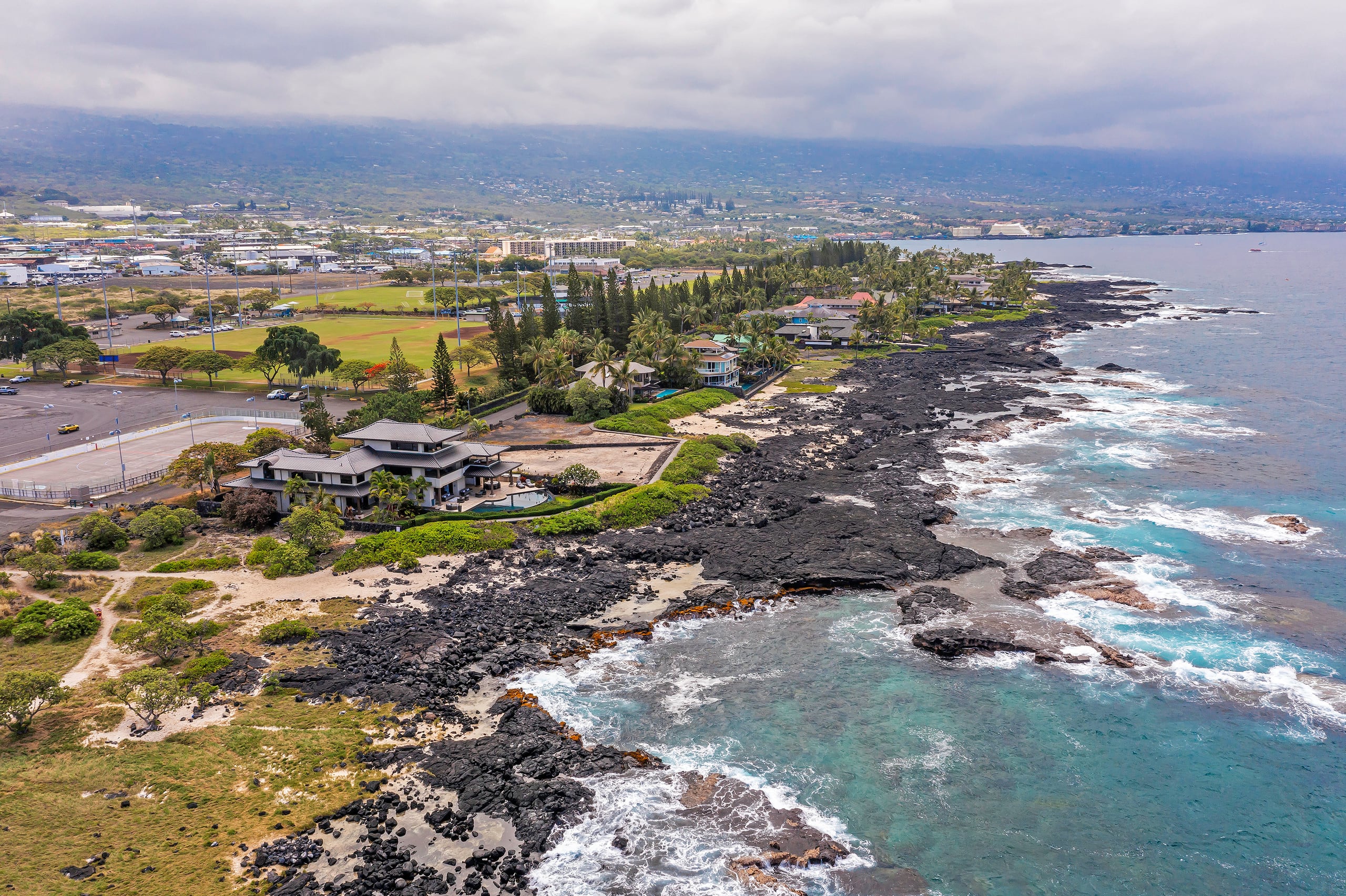 Home in Kailua-Kona · ★5.0 · 5 bedrooms · 5 beds · 7 baths - Image 65