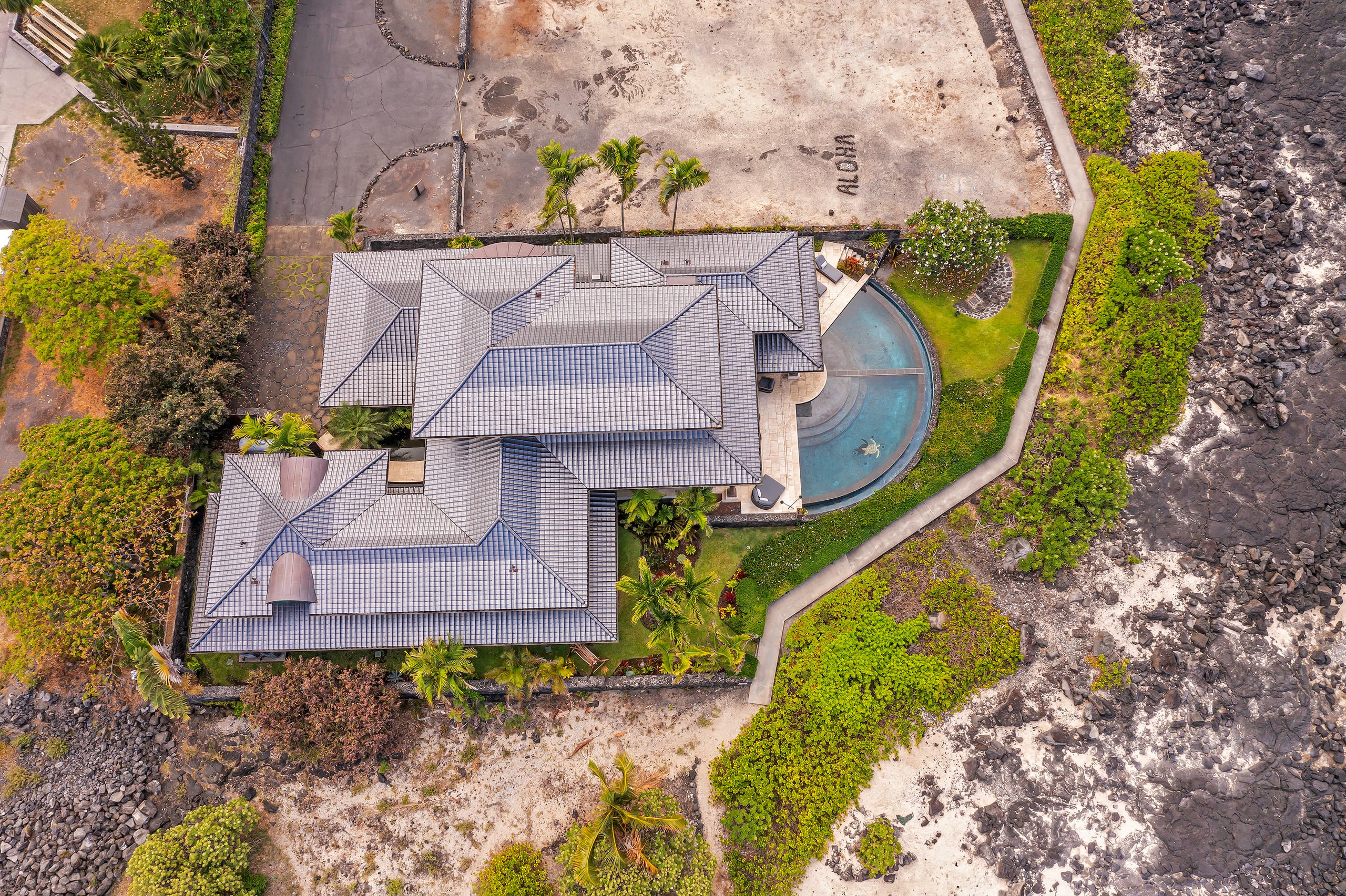 Home in Kailua-Kona · ★5.0 · 5 bedrooms · 5 beds · 7 baths - Image 46