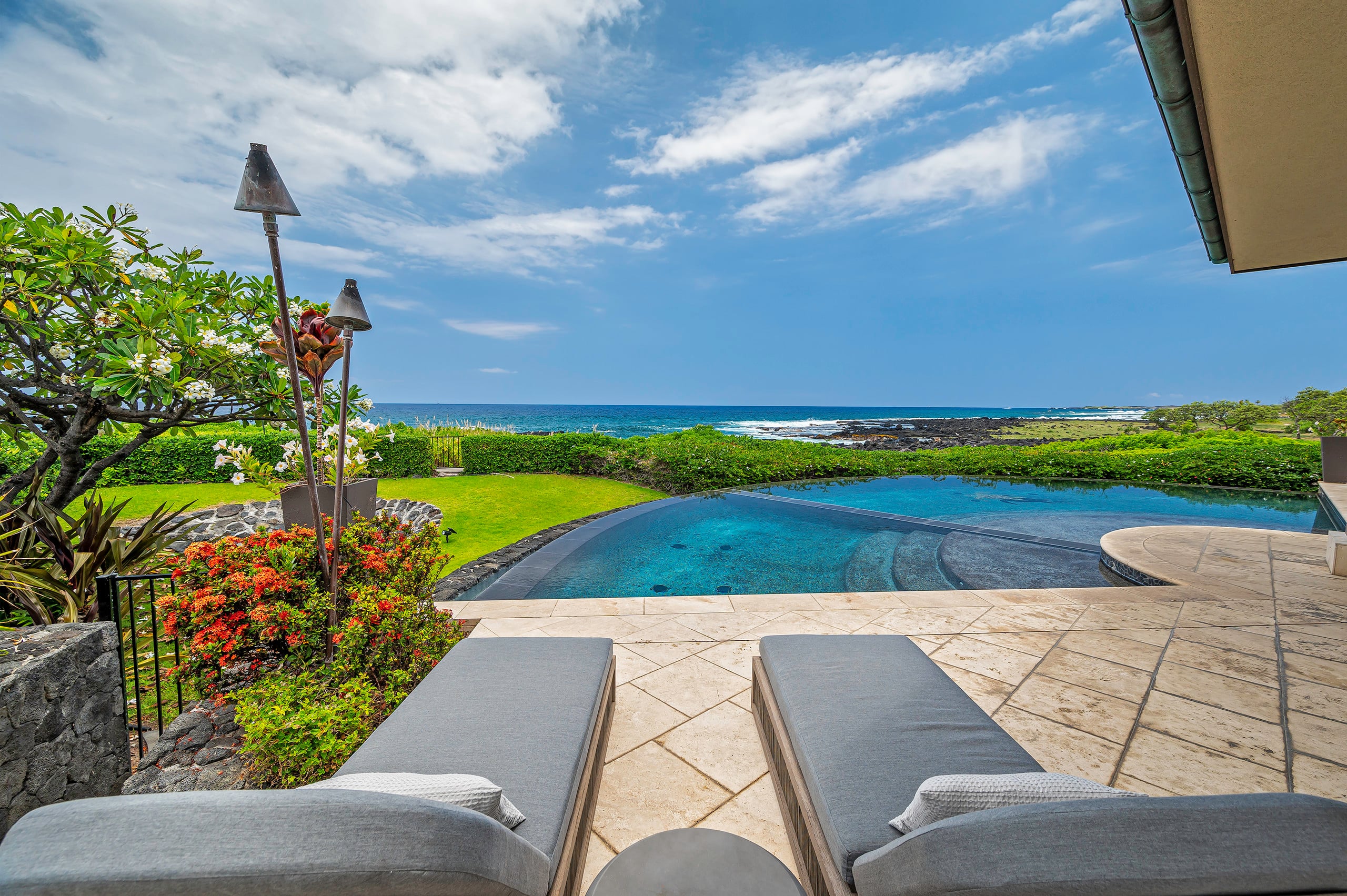 Home in Kailua-Kona · ★5.0 · 5 bedrooms · 5 beds · 7 baths - Image 24