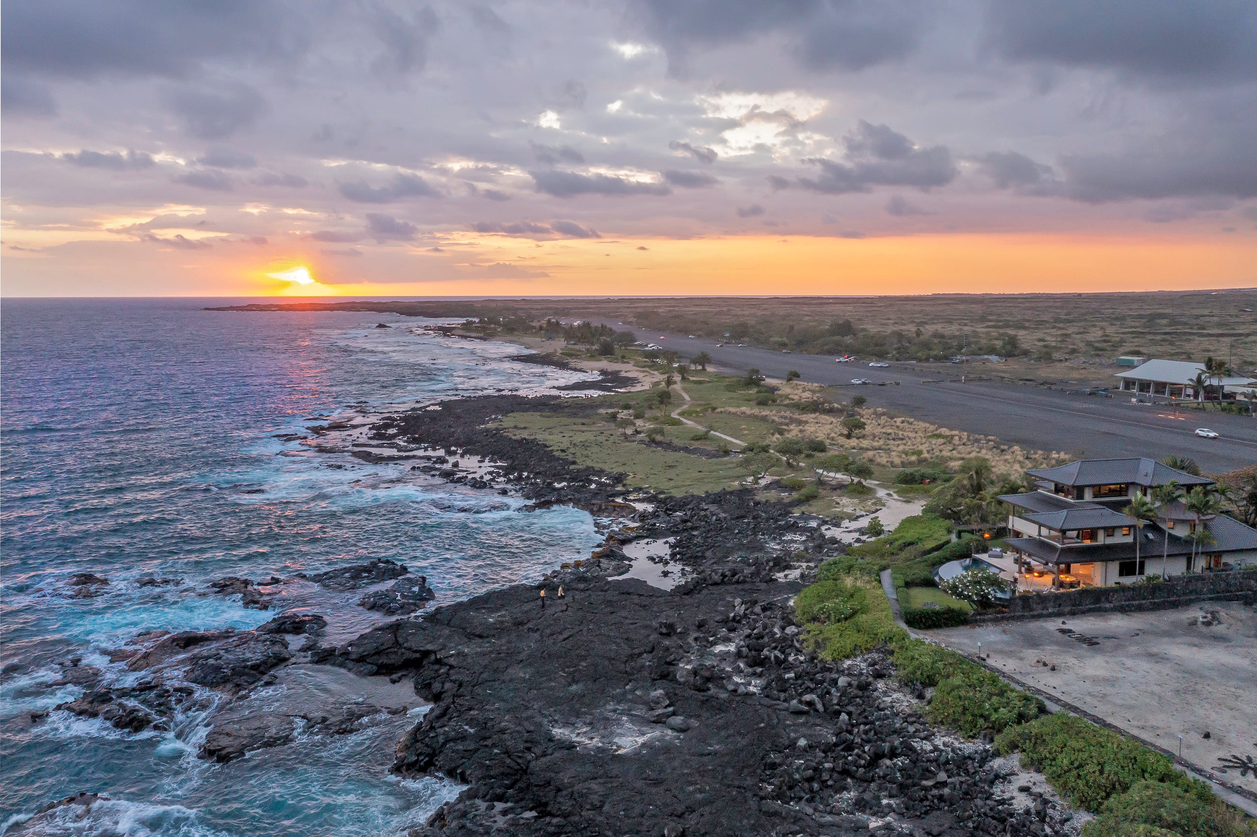 Home in Kailua-Kona · ★5.0 · 5 bedrooms · 5 beds · 7 baths - Image 57