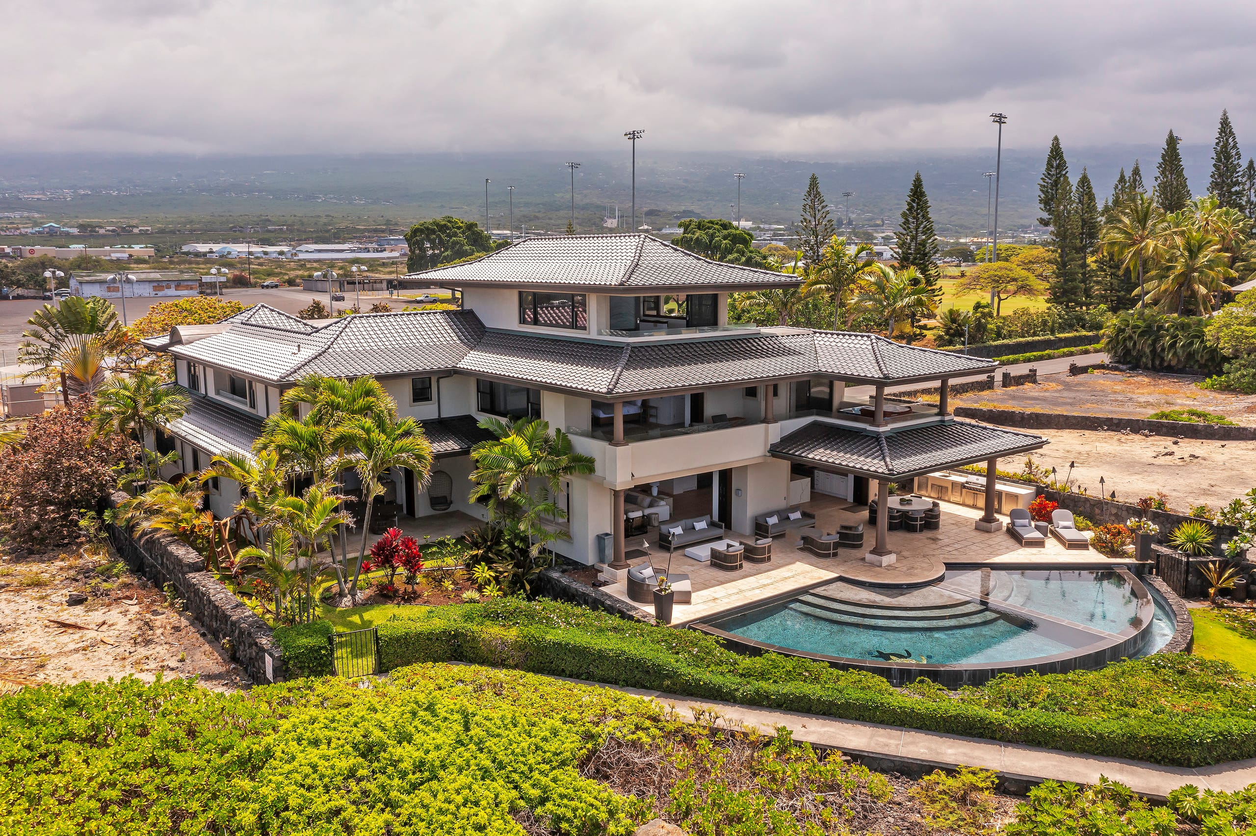 Home in Kailua-Kona · ★5.0 · 5 bedrooms · 5 beds · 7 baths - Image 32