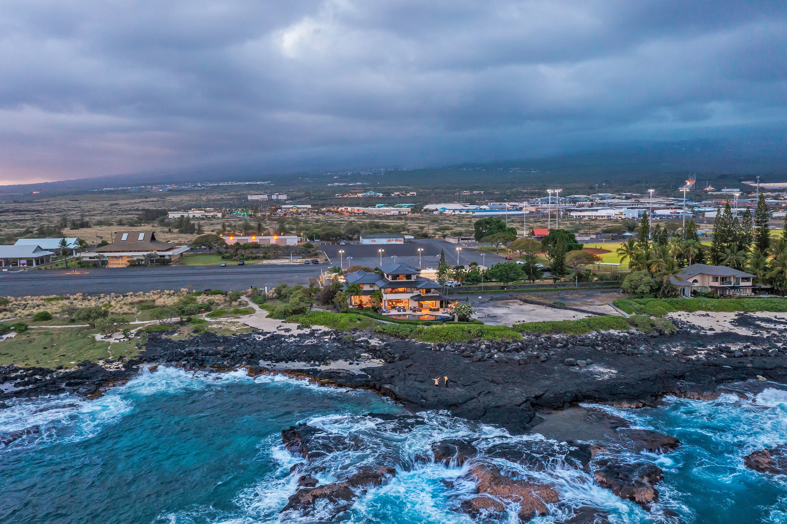 Home in Kailua-Kona · ★5.0 · 5 bedrooms · 5 beds · 7 baths - Image 61