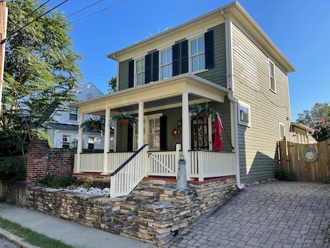 Historic 1927 Home in Old Town Fredericksburg, VA