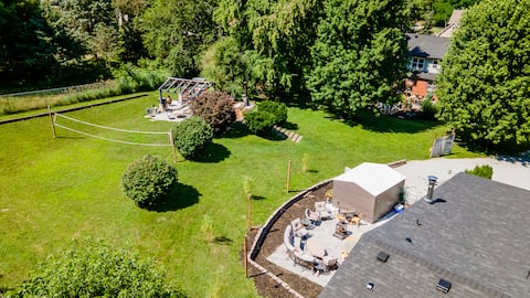 Ultimate Holiday Retreat & Reunion Destination+