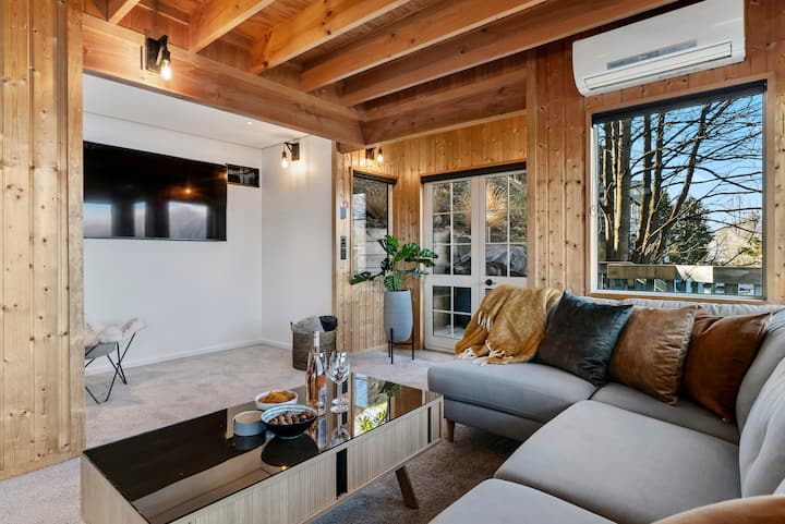 Longview Home -  Amazing  Panoramic Views - Queenstown