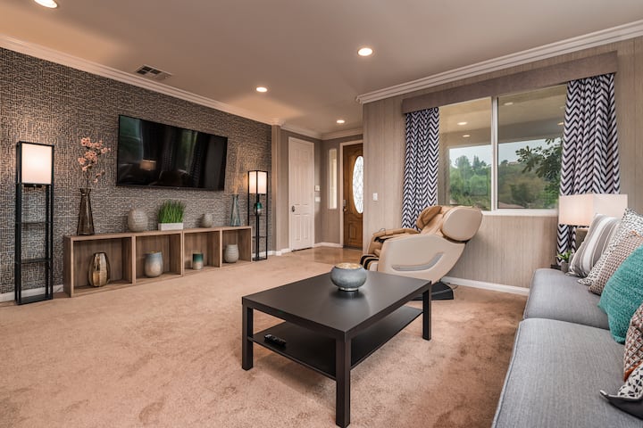 Quiet & Wonderful Temporary Housing! Near Disney! - Pomona, CA