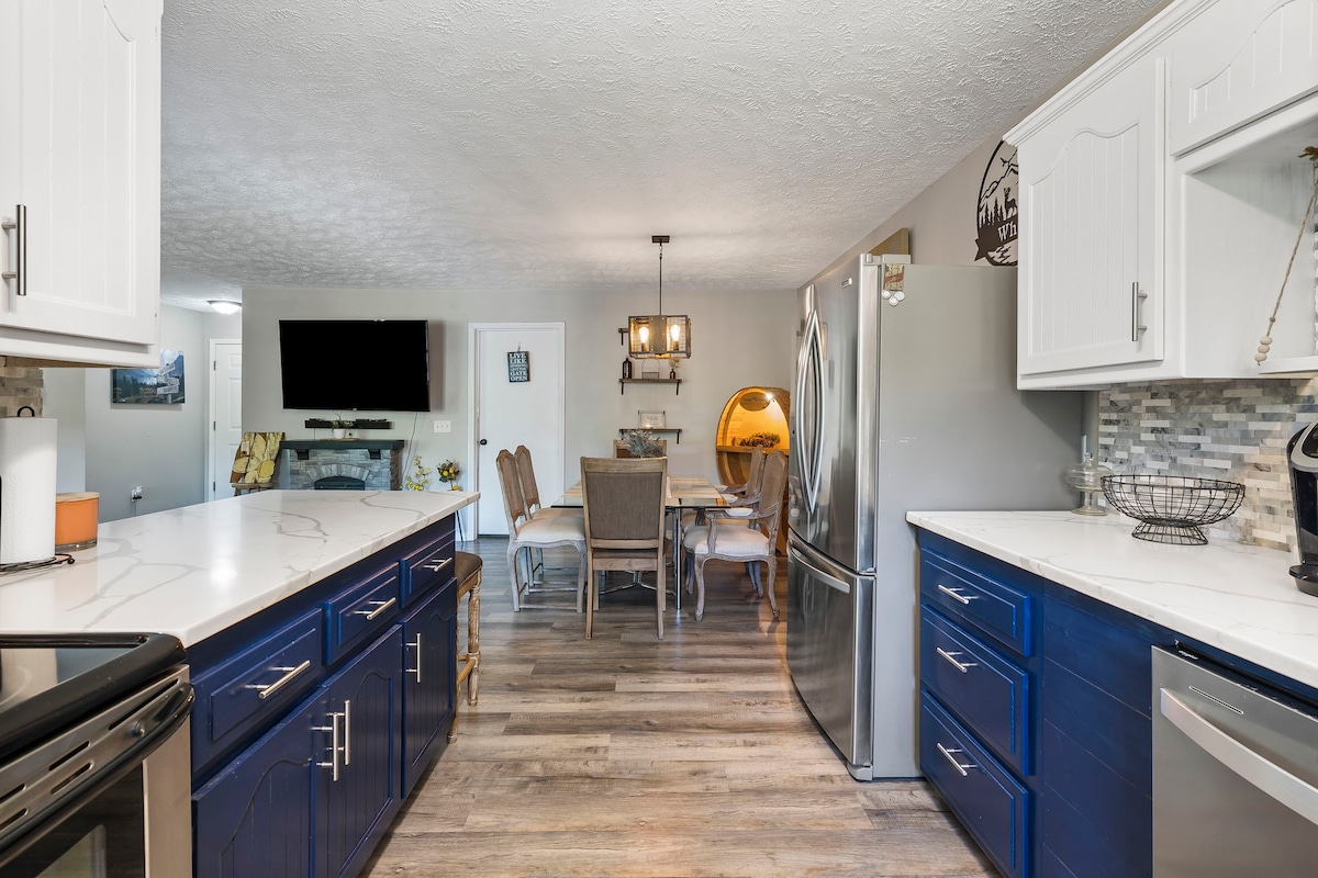 Lakefront Escape in Reeds Spring — property photo 7