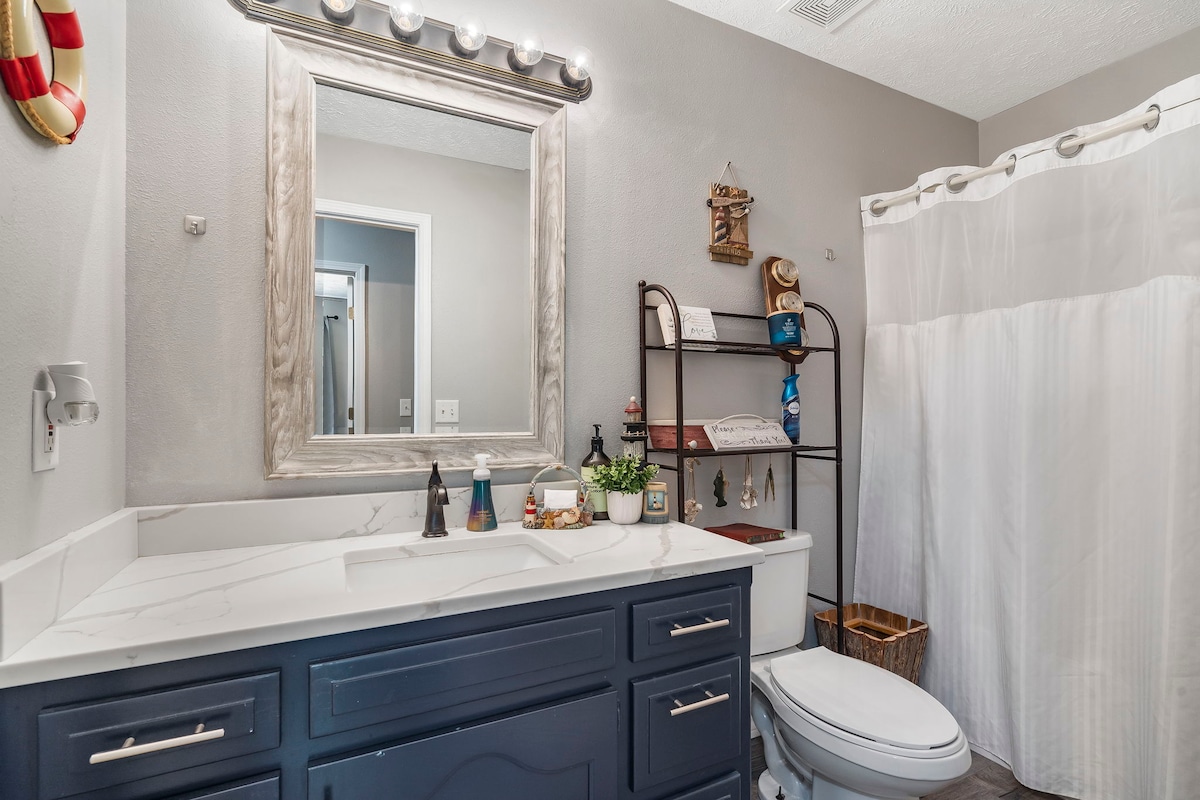 Lakefront Escape in Reeds Spring — property photo 16