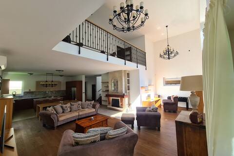 Ellegant villa surrounded by nature