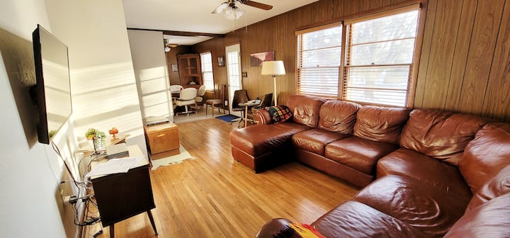 غرفة المعيشة