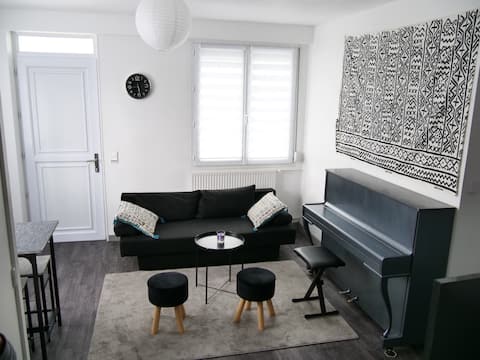 Cozy one-story apartment north of Lyon