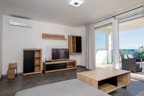Successful Airbnb property: New Gem With a Seaside View-Apartments Torlak Rab in Grad Rab