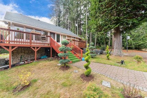 Serene Cottage in the Woods