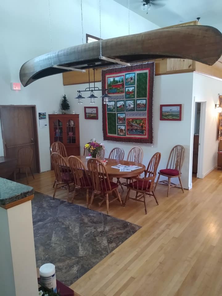 Pearl Island Bed and Breakfast Room 2 Bed and breakfasts for Rent