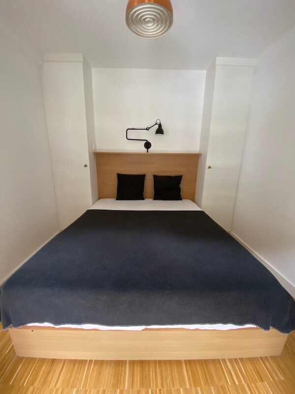 غرفة نوم الآباء