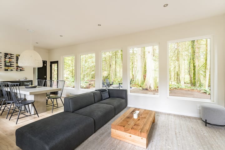 The Pacific Northwest Retreat - Tiger Mountain State Forest, Issaquah