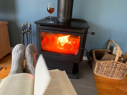 Top Airbnb: 300 Mtrs to BEACH/ SHOPS NetFlix Fox in Apollo Bay