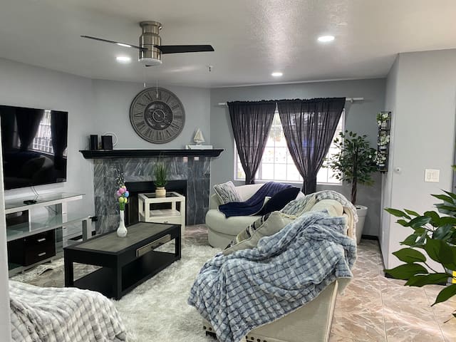 Spacious 5BR|3BA for families