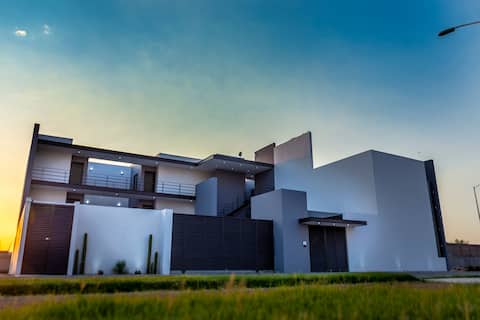 Nentvig 617 - comfortable executive apartment