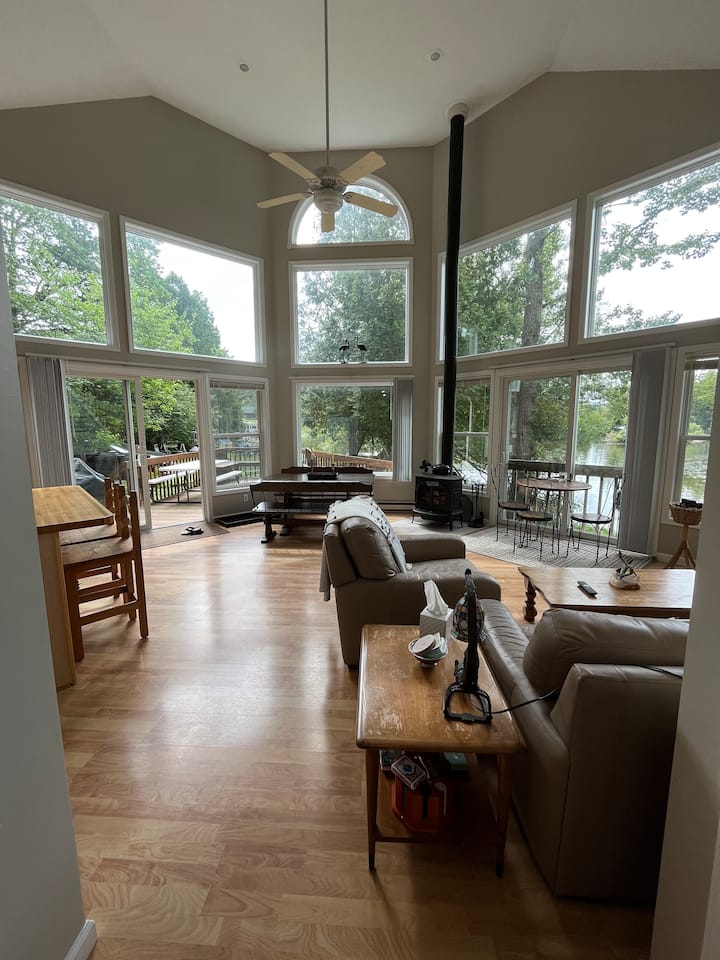 Lakefront Tranquility! Wall Of Windows! Private Rd - Cazenovia, NY