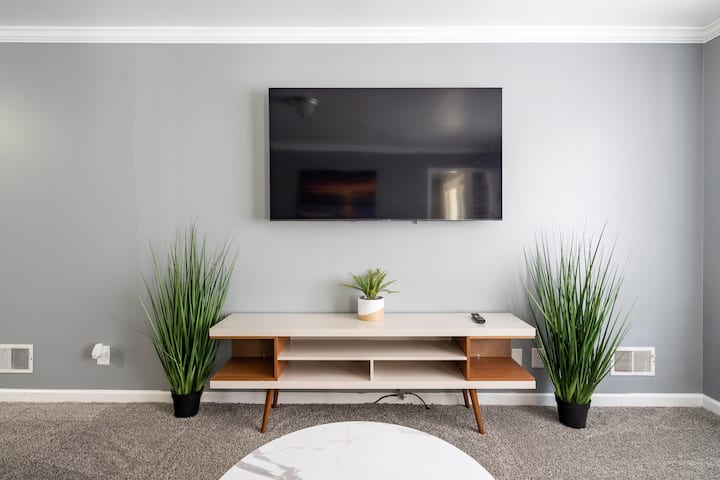 אזור מאורת לחלל נוסף לבידור ורוגע.