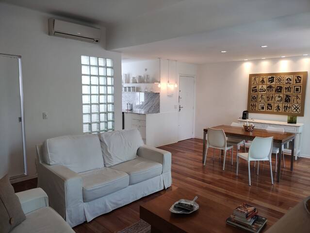 Apartamento encantador em Ipanema ! gallery image 2
