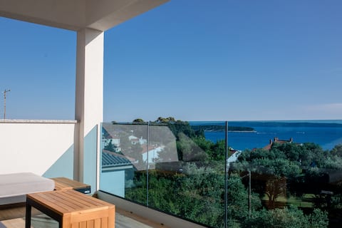 Popular Airbnb listing: Luxurious Sea View Suite-Apartments Torlak Rab in Grad Rab