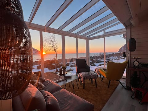 Cabin by the Devil's Teeth