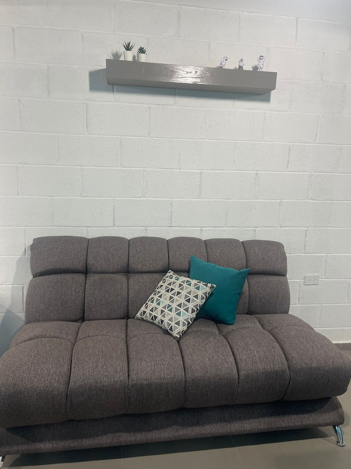 Loft Parral | King + Wifi + Check-in Fácil - Hidalgo del Parral