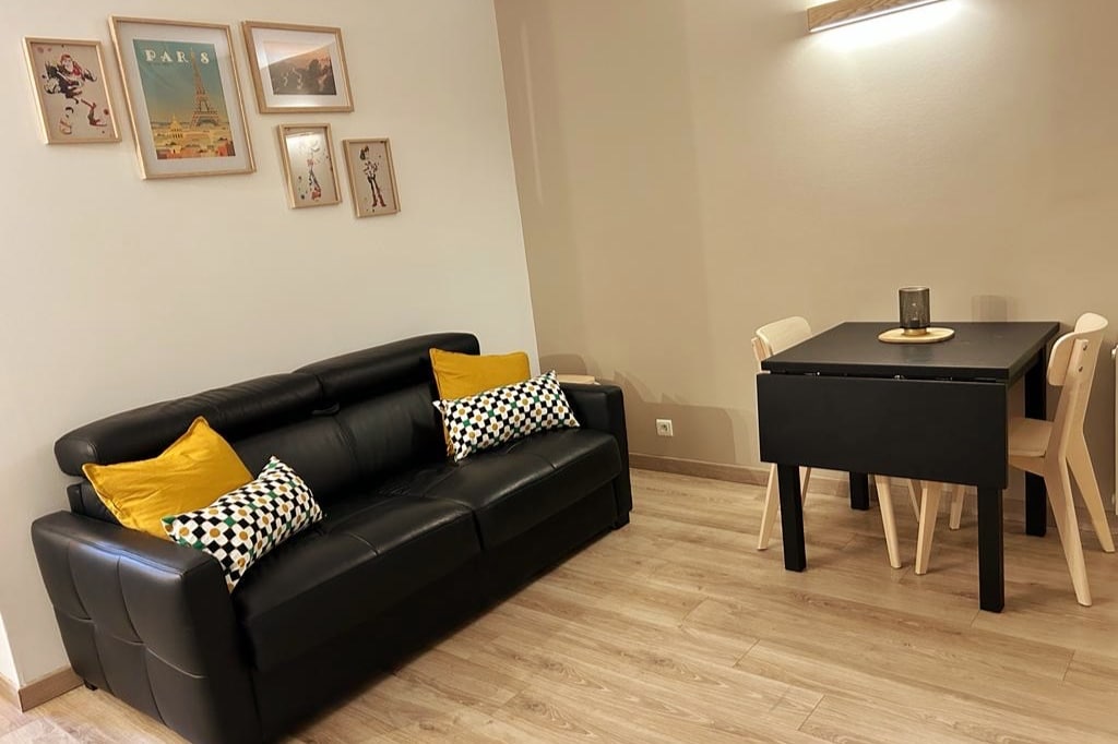Erfolgreiche Airbnb-Immobilie: Apartment near Disneyland in Magny Le Hongre