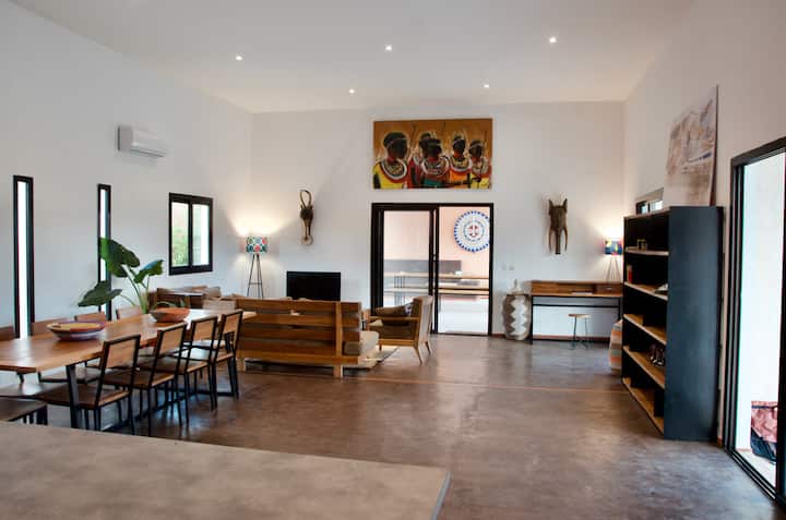 La Villa Awalie, Maison De Charme Avec Piscine - Sénégal