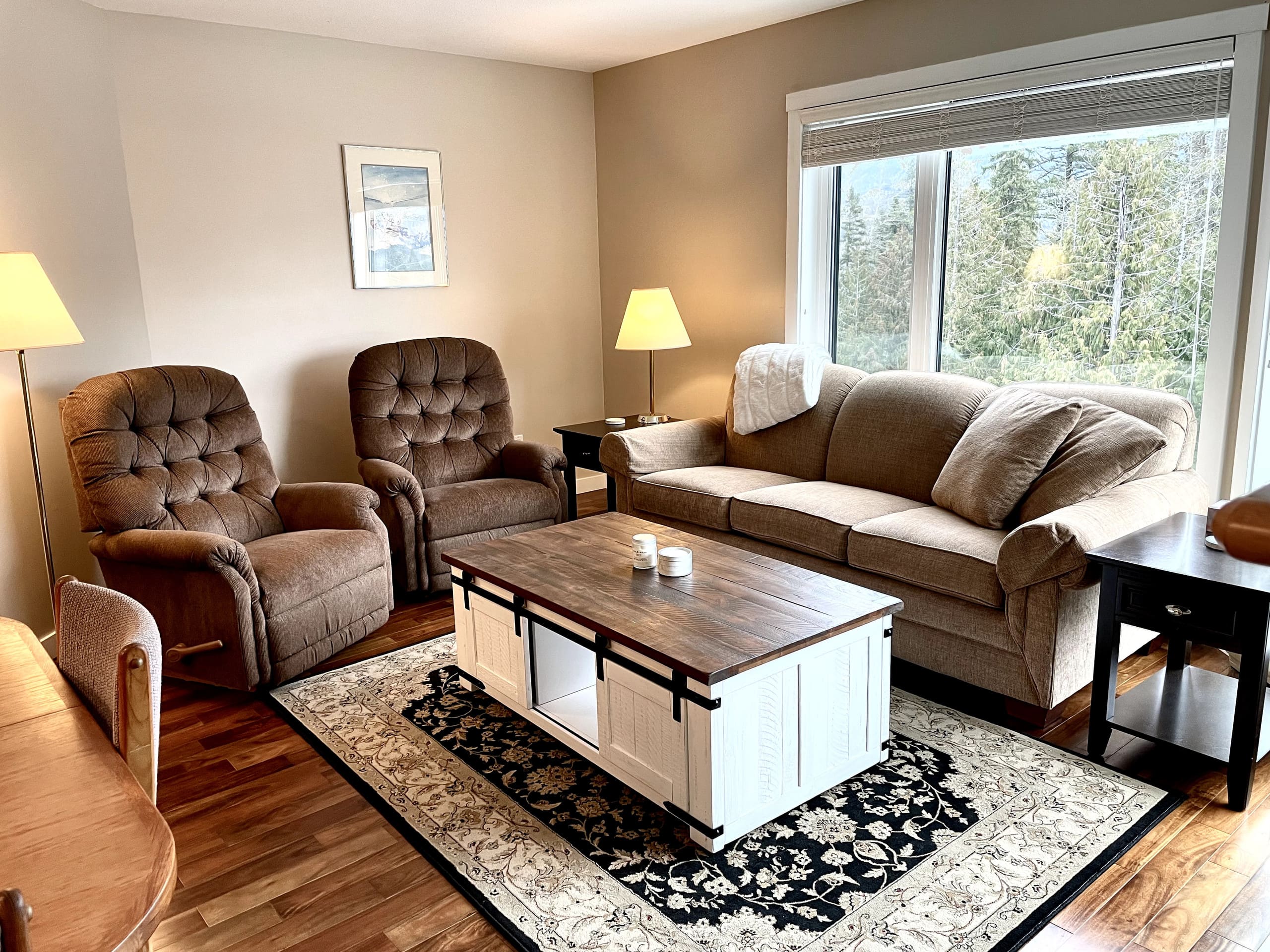 Cozy Hillside Condo - 2 Bedroom, 2 Bath - Photo 2