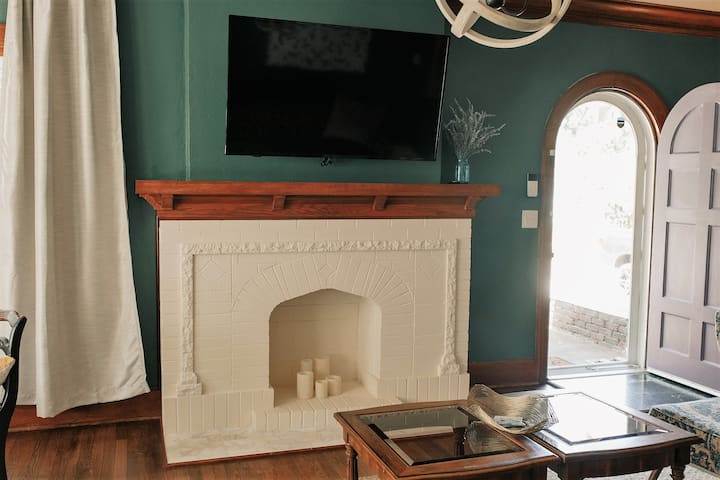Historic Home, Remodeled!  Near Downtown Okc - Oklahoma City, OK