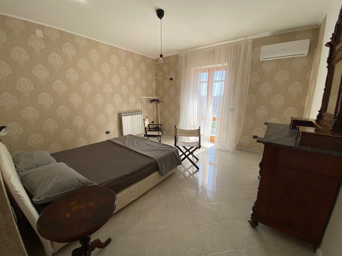 Annonce Airbnb populaire: La Casa de Down à Pozzuoli