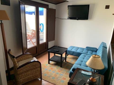 Anuncio de Airbnb popular: Seaside cottage on the Costa de Lugo, bordering Asturias en Foz