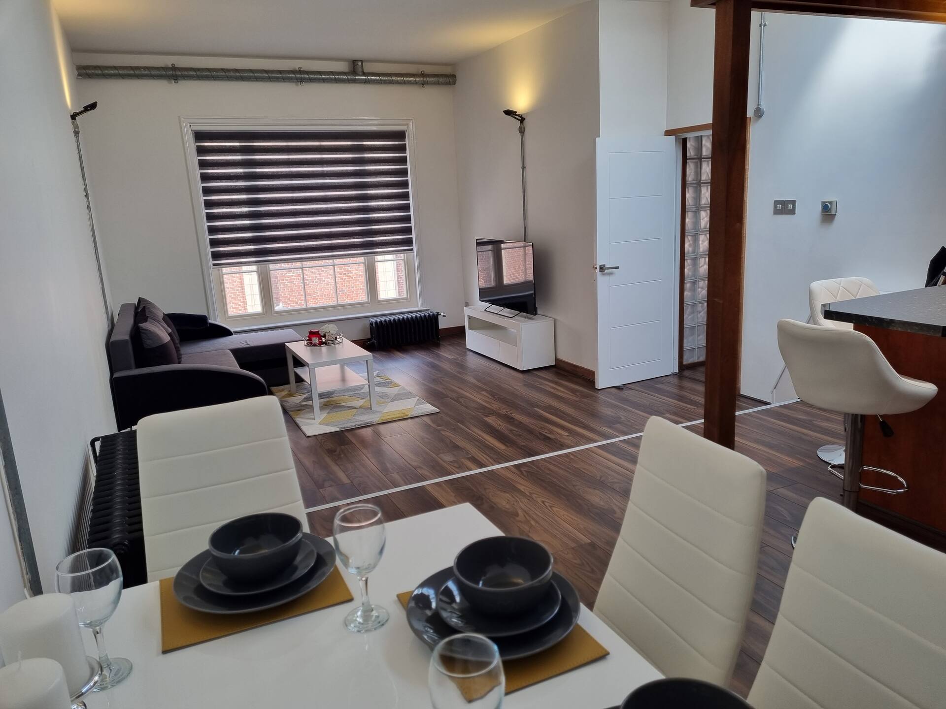 Modern and spacious two bedroom apartment