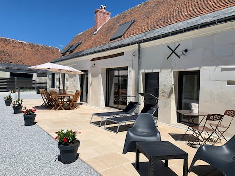 Fully renovated cottage in former stables