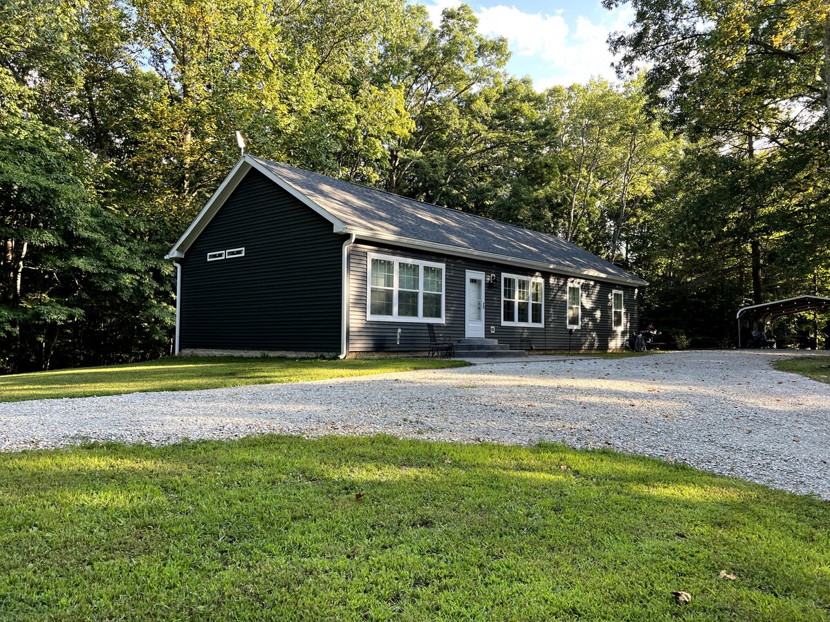 New Home on 3 Acres! Lake Monroe, IU & Bloomington Houses for Rent in