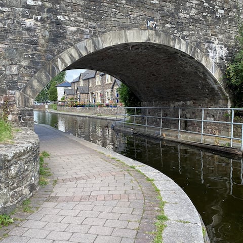 Charming 2 bed cottage